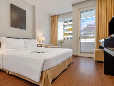 Deluxe-Doppelzimmer mit Stadtblick — Palace Hotel Saigon